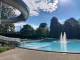 Saisonstart im Gartenbad beim Schloss Bottmingen