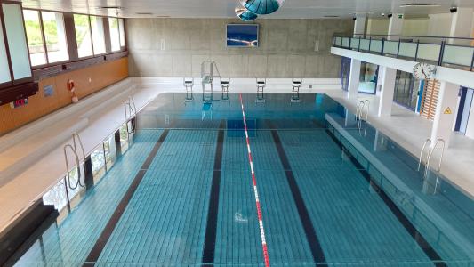 Hallenbad Bottmingen